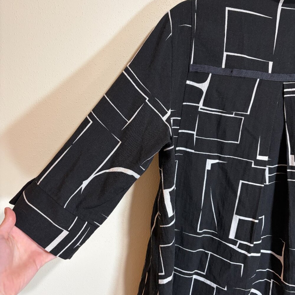 Ali Miles Black Button Down Abstract Geometric Print Pattern Artsy Top Blouse - Picture 13 of 14